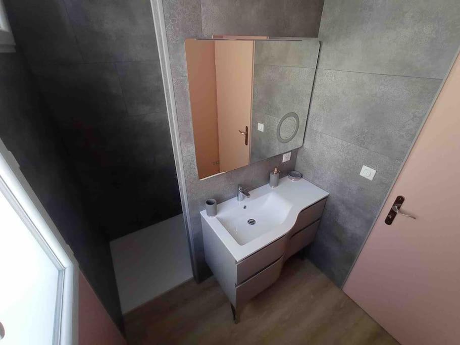 Appart Proche Centre- Gare-Stade-Hopital- Prisme-Belle Vue Aurillac Esterno foto